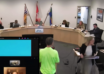 Saanich resident speaks at North Saanich Council